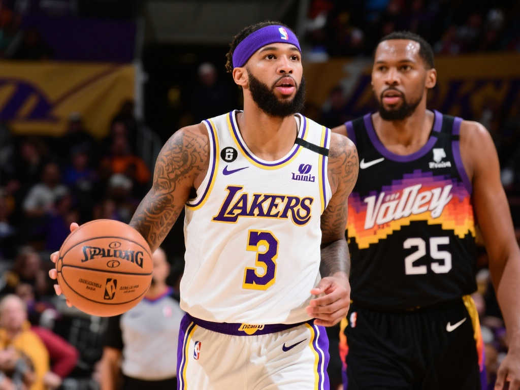 湖人补强最后拼图！签下2米13中锋直指约基奇？